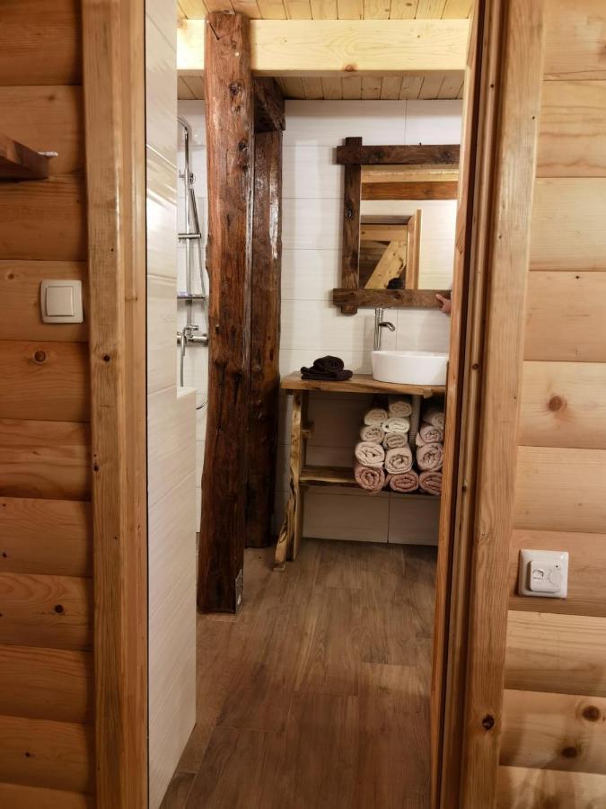 Vila Koliba 30Svibnja Perusic Exteriér fotografie