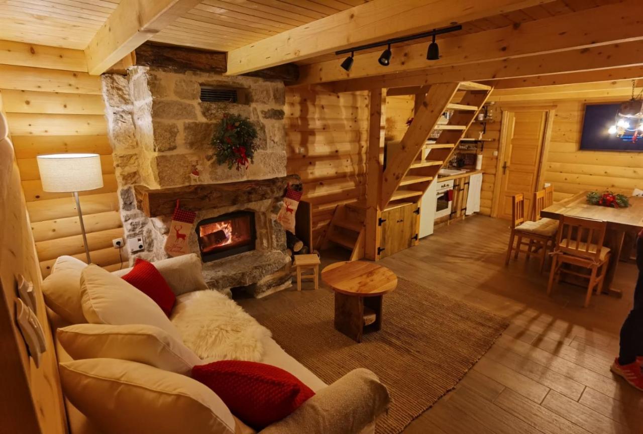 Vila Koliba 30Svibnja Perusic Exteriér fotografie